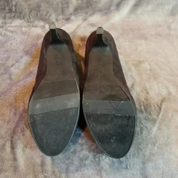 LC Johanna Black‎ 10M faux suede platform 5" heels - Picture 5 of 6